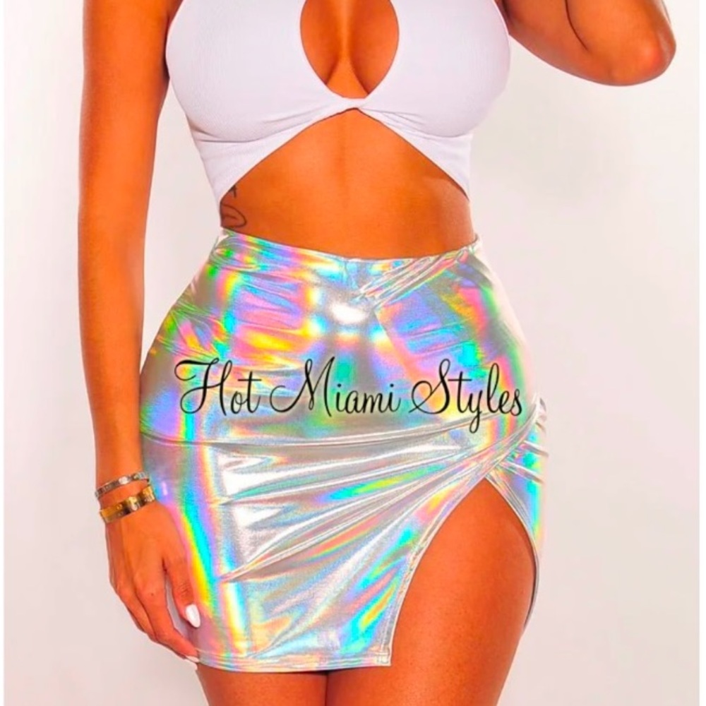 Hot Miami Styles Silver Chrome Holographic Slit Mini Skirt